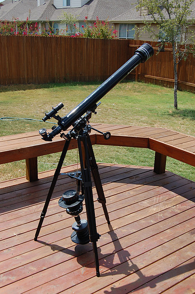 The old scope. My Meade refractor from when I was a teenager.