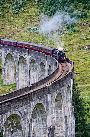 Jacobite Steam Train - Glenfinnan