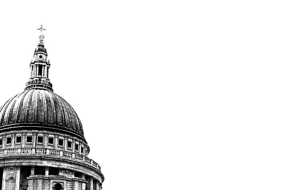 St Pauls in B&W