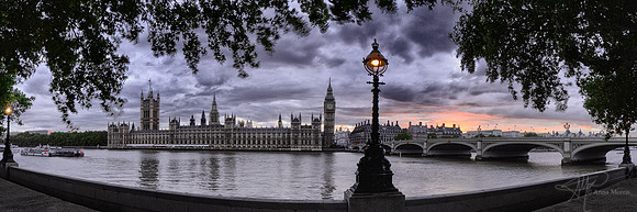 Sunset over the Thames & Big Ben - panorama